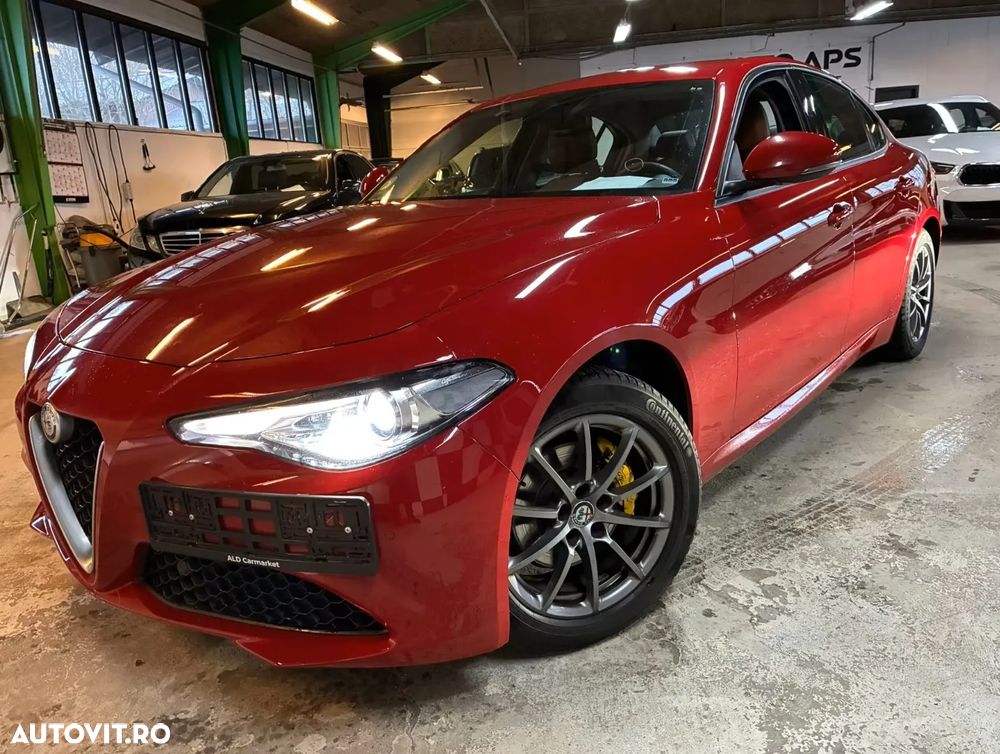 Alfa Romeo Giulia 2.0 Turbo RWD AT8 - 1