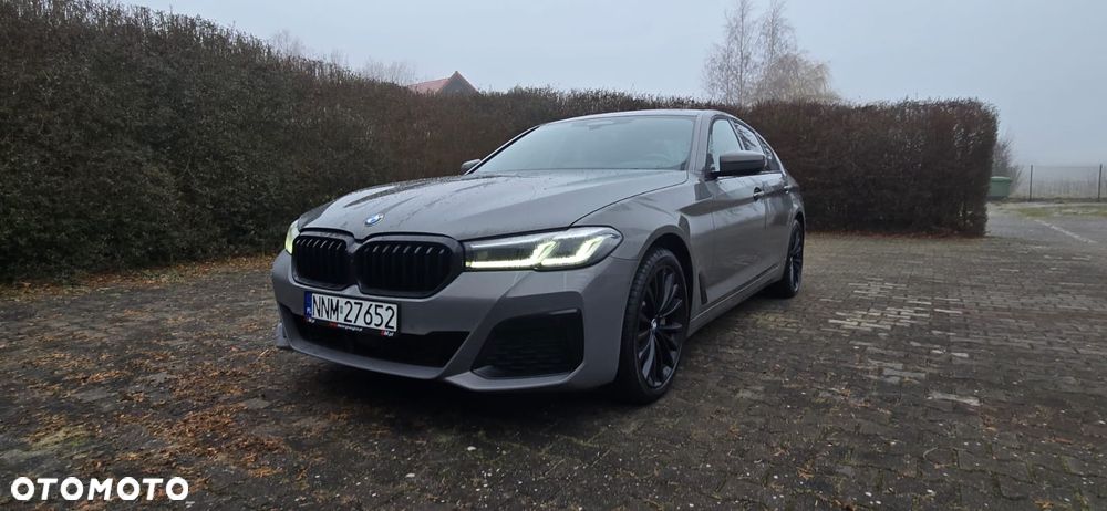 BMW Seria 5 530i xDrive M Sport Edition - 18