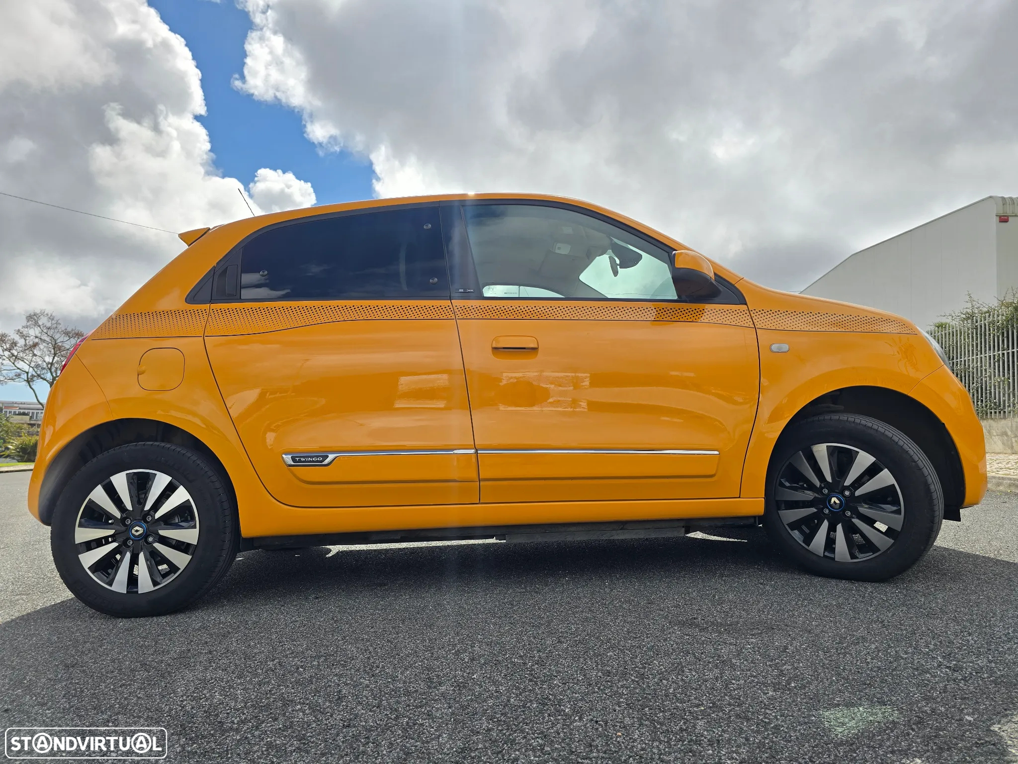 Renault Twingo Z.E. 22 Intens - 5