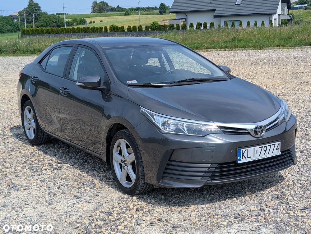 Toyota Corolla 1.6 Premium - 5