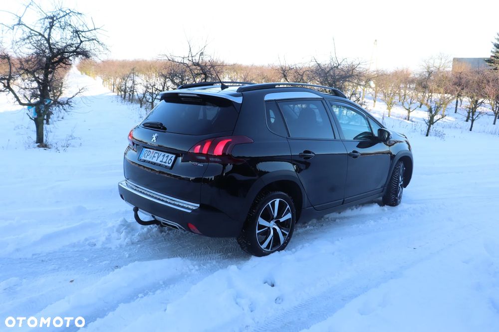 Peugeot 2008 PureTech 130 EAT8 GT Exclusive - 14