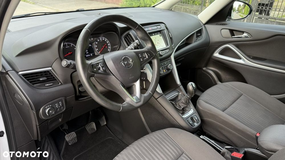 Opel Zafira Tourer 1.4 Turbo Innovation - 18
