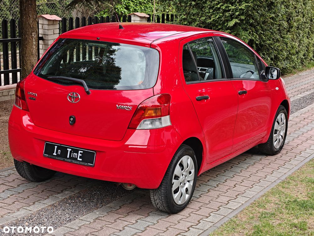 Toyota Yaris - 2