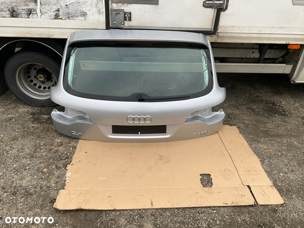 AUDI Q7 4L klapa bagażnika tył tylna