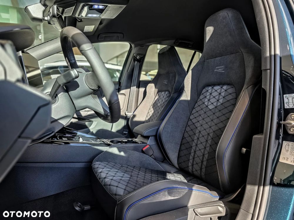 Volkswagen Golf 1.5 TSI HEV R-Line Plus - 6