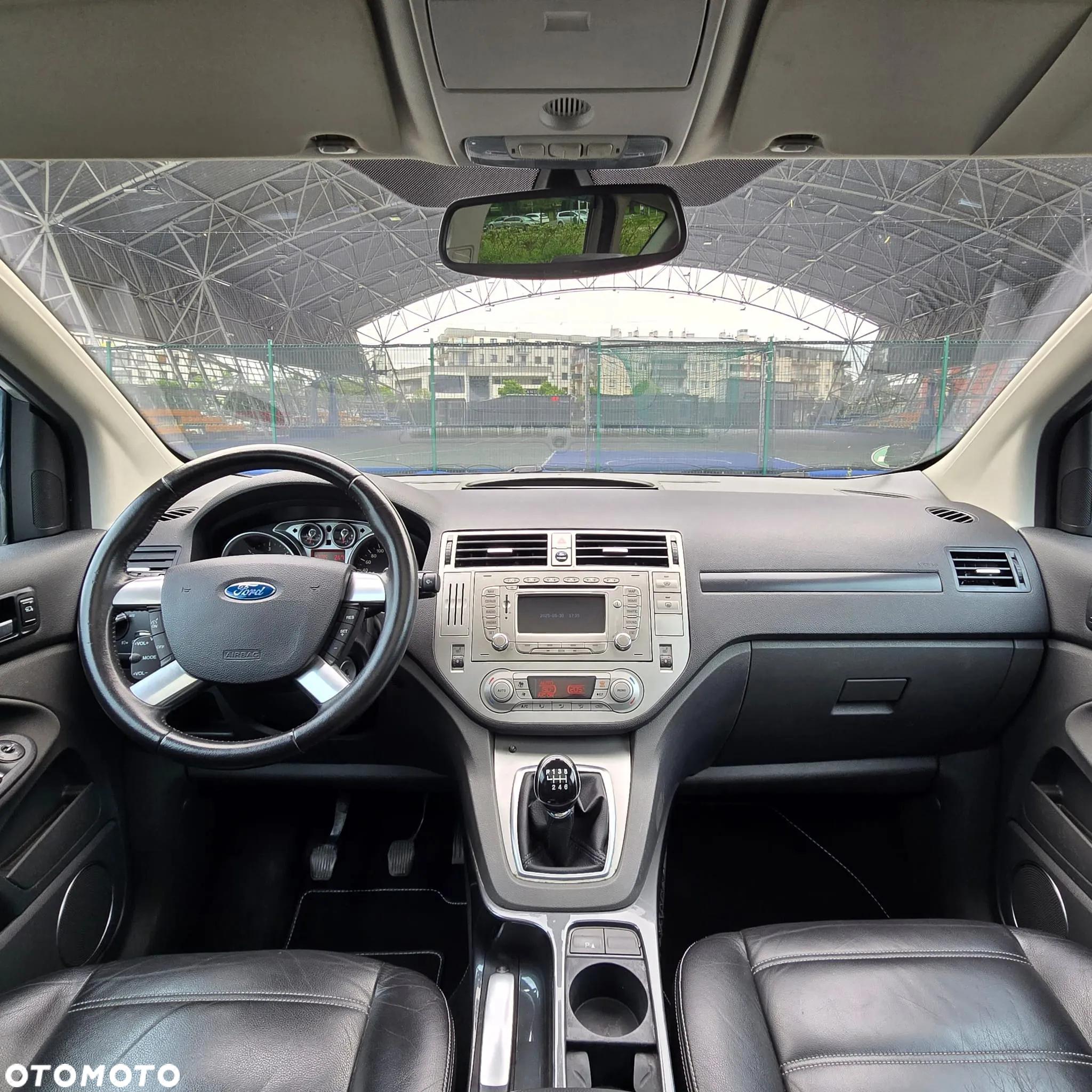 Ford Kuga 2.0 TDCi FWD Titanium - 34