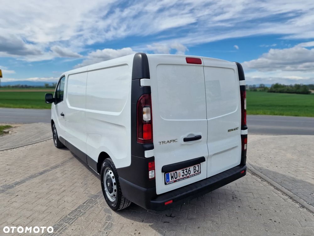 Renault Trafic - 13