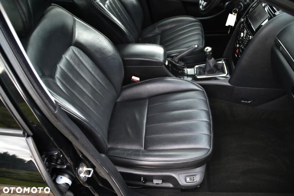 Peugeot 407 140 Premium - 30