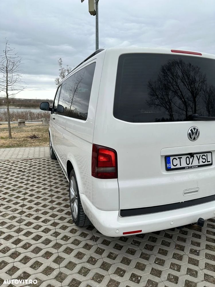 Volkswagen Multivan - 11