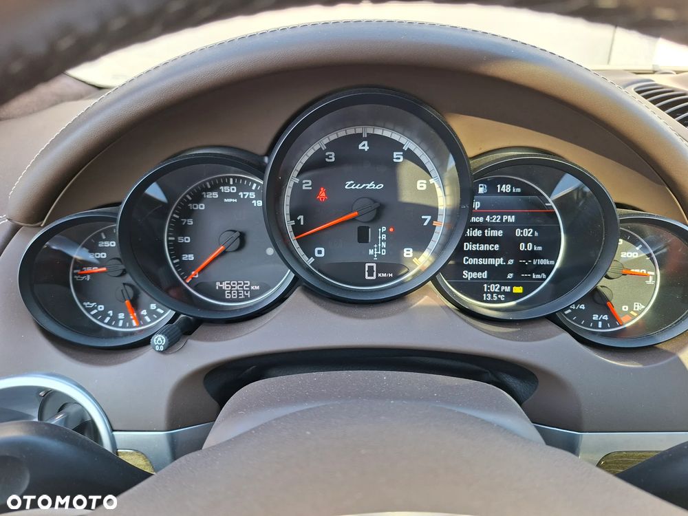 Porsche Cayenne Turbo Tiptronic S - 10