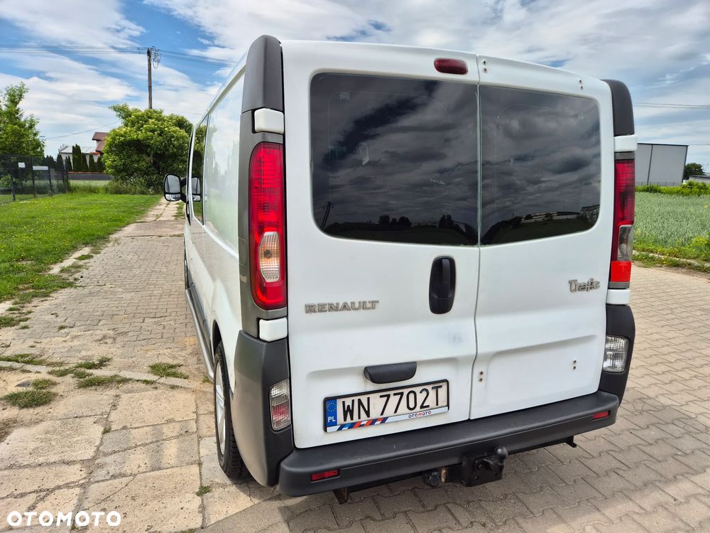 Renault Trafic - 16