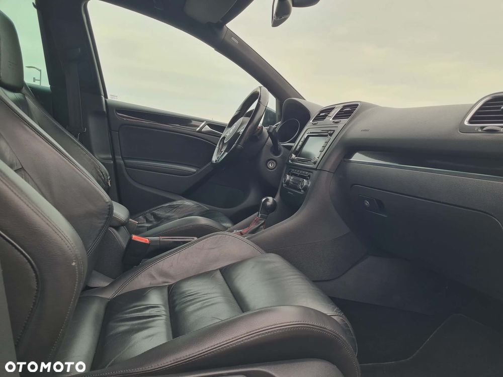Volkswagen Golf 2.0 GTI DSG - 12