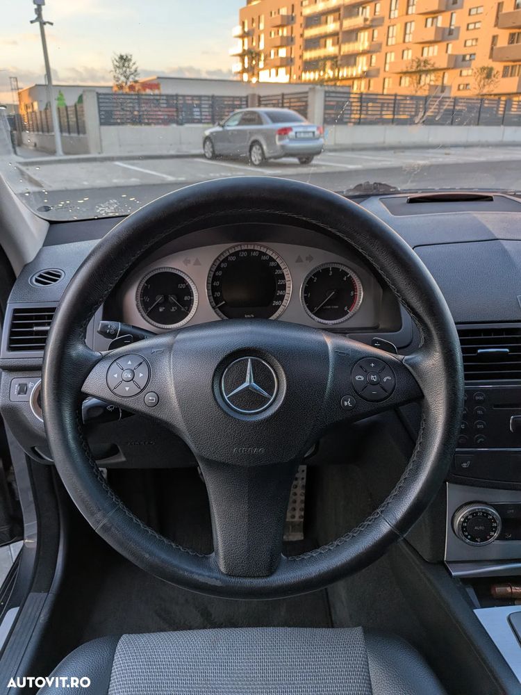 Mercedes-Benz C - 11