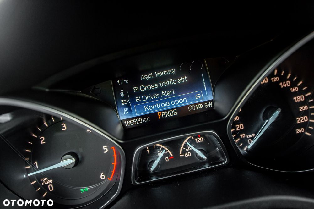 Ford Kuga 2.0 TDCi 4x4 Vignale - 27