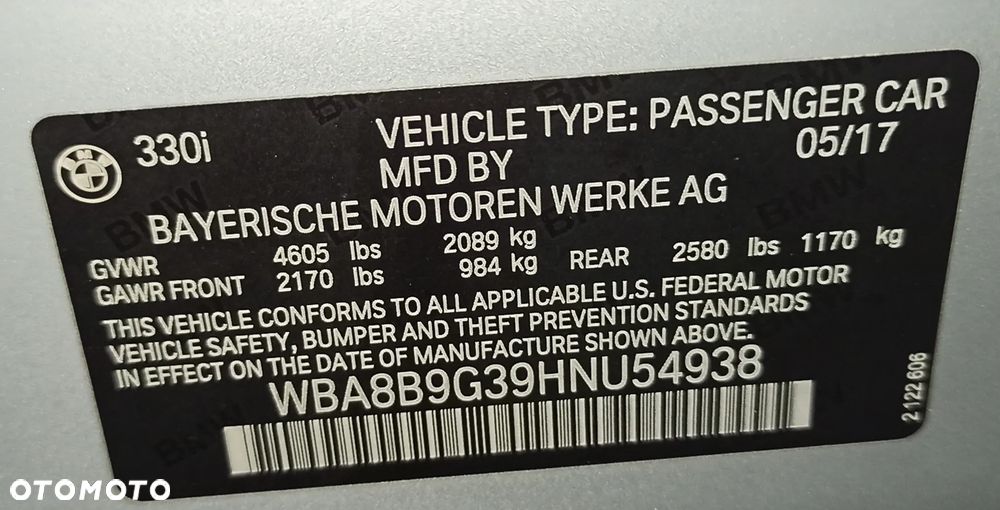 BMW Seria 3 330i Sport Line - 28