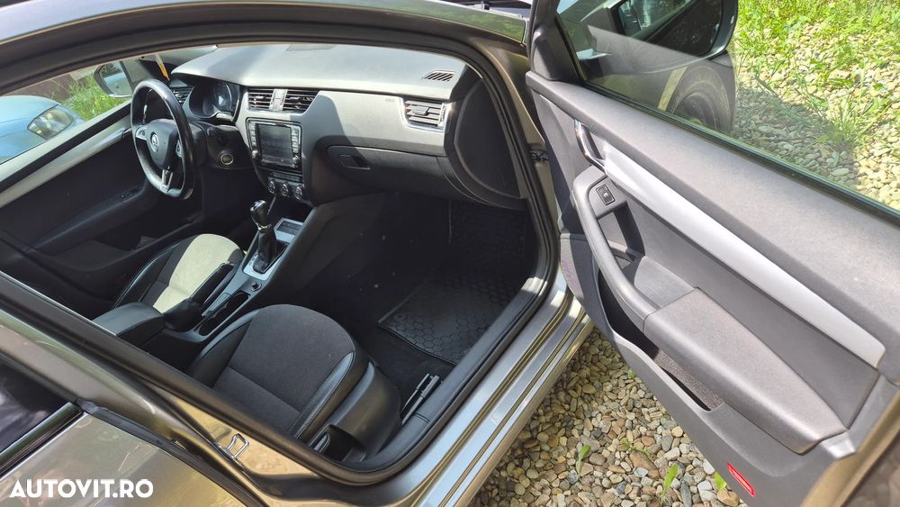 Skoda Octavia 2.0 TDI DSG Ambition - 7
