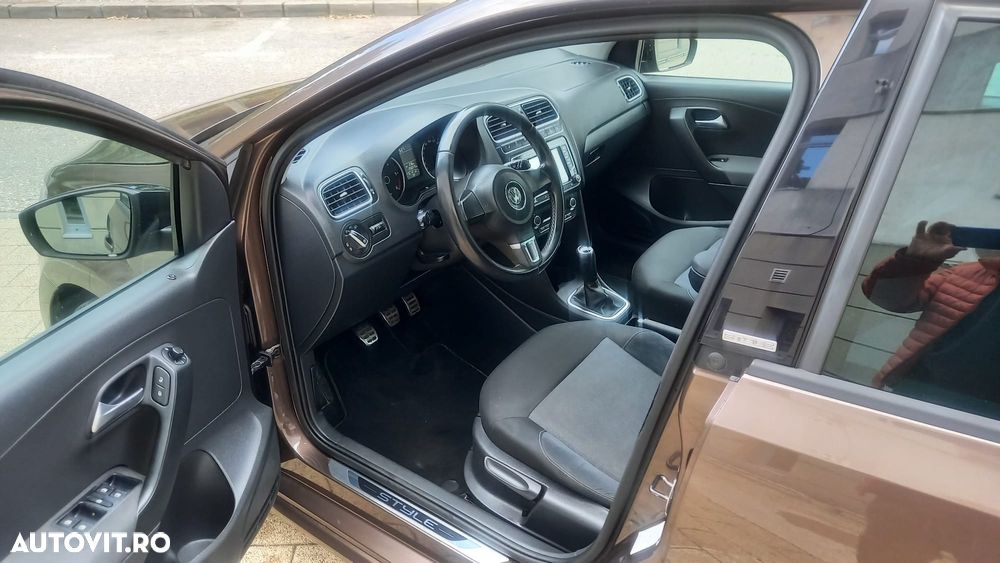Volkswagen Polo 1.6 TDI DPF Trendline BlueMotion Technology - 10