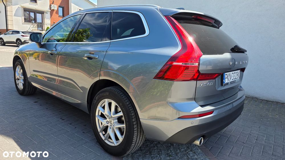 Volvo XC 60 D4 AWD Momentum - 6
