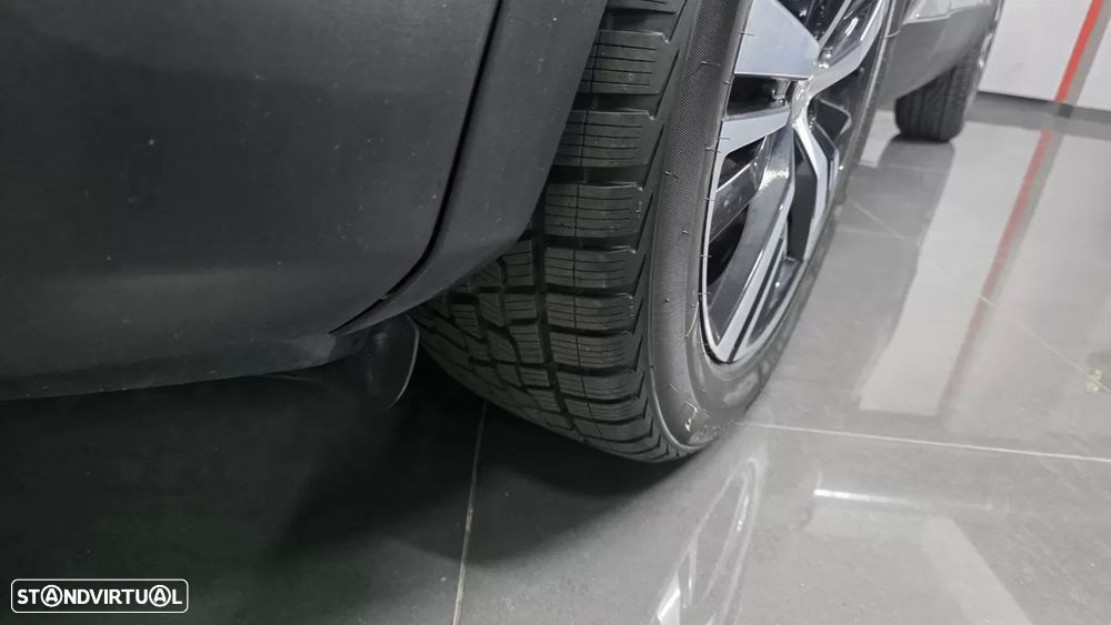 Peugeot 3008 1.2 PureTech Allure EAT6 — fotografia 38