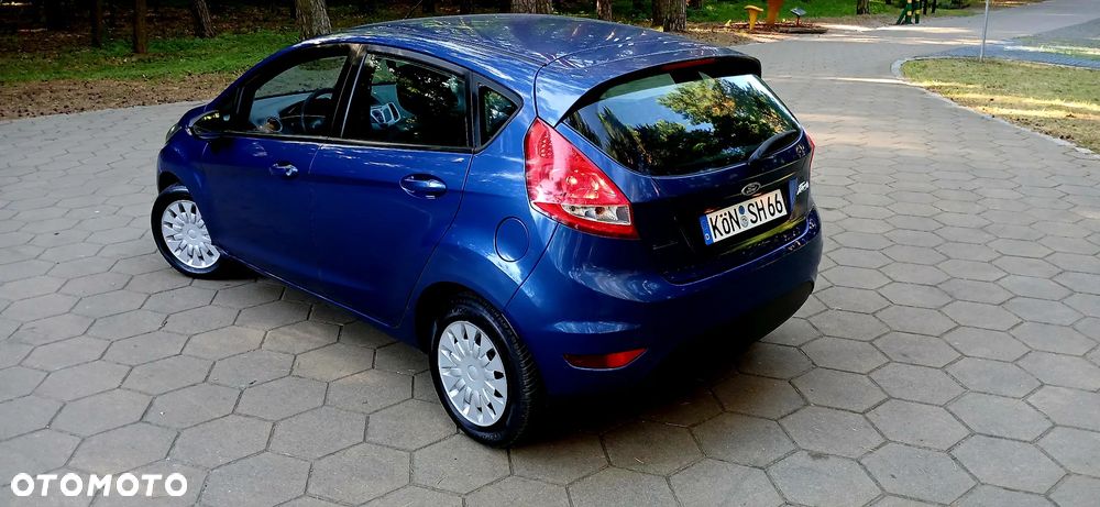 Ford Fiesta 1.25 Ambiente - 2