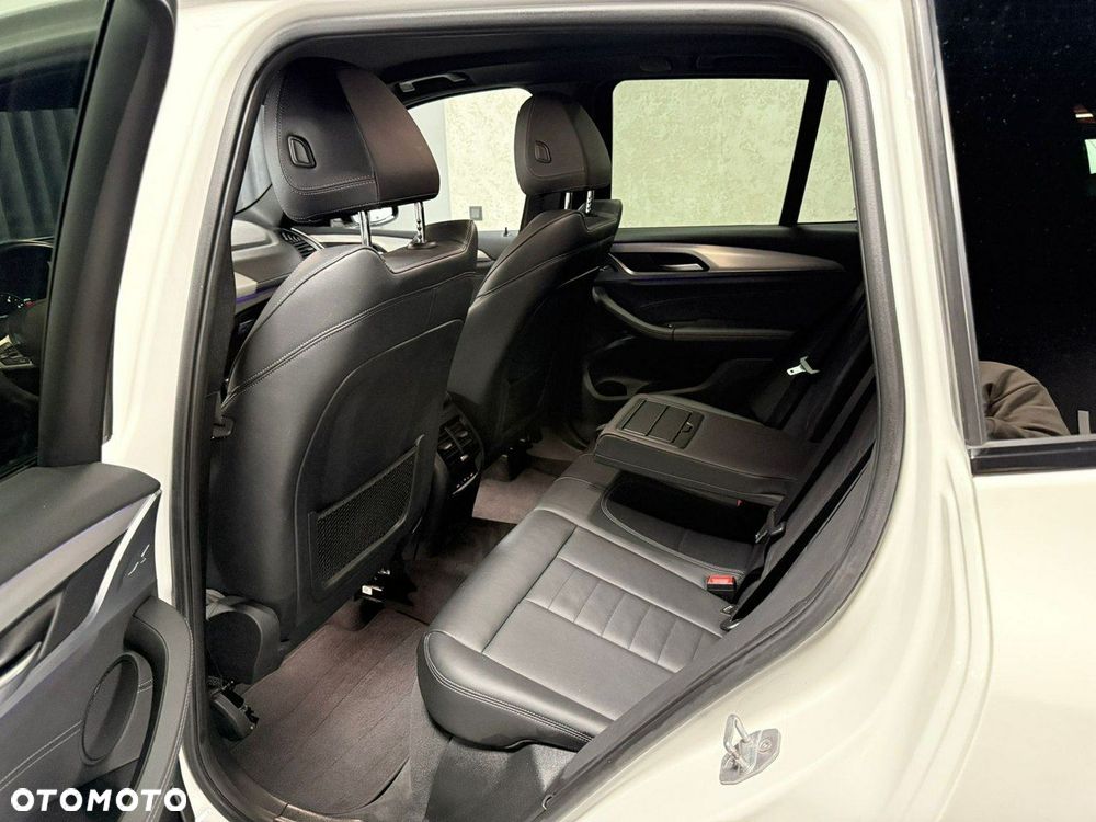 BMW X3 xDrive20i M Sport Edition - 25