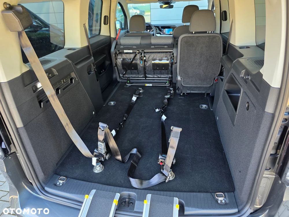 Ford Tourneo Connect Grand 2.0 EcoBlue Titanium - 29