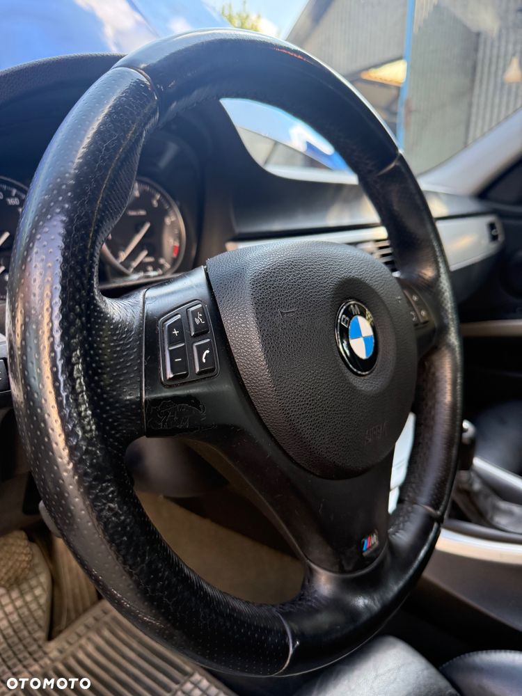 BMW Seria 3 320i - 20