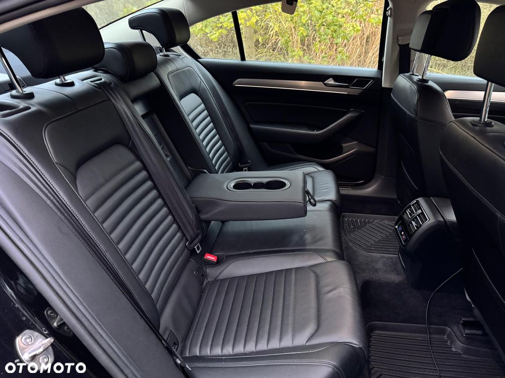 Volkswagen Passat 2.0 TSI BMT Highline DSG - 12