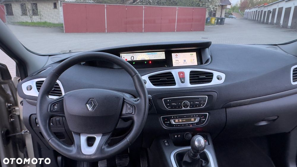 Renault Scenic 1.6 16V 110 Xmod Paris - 23