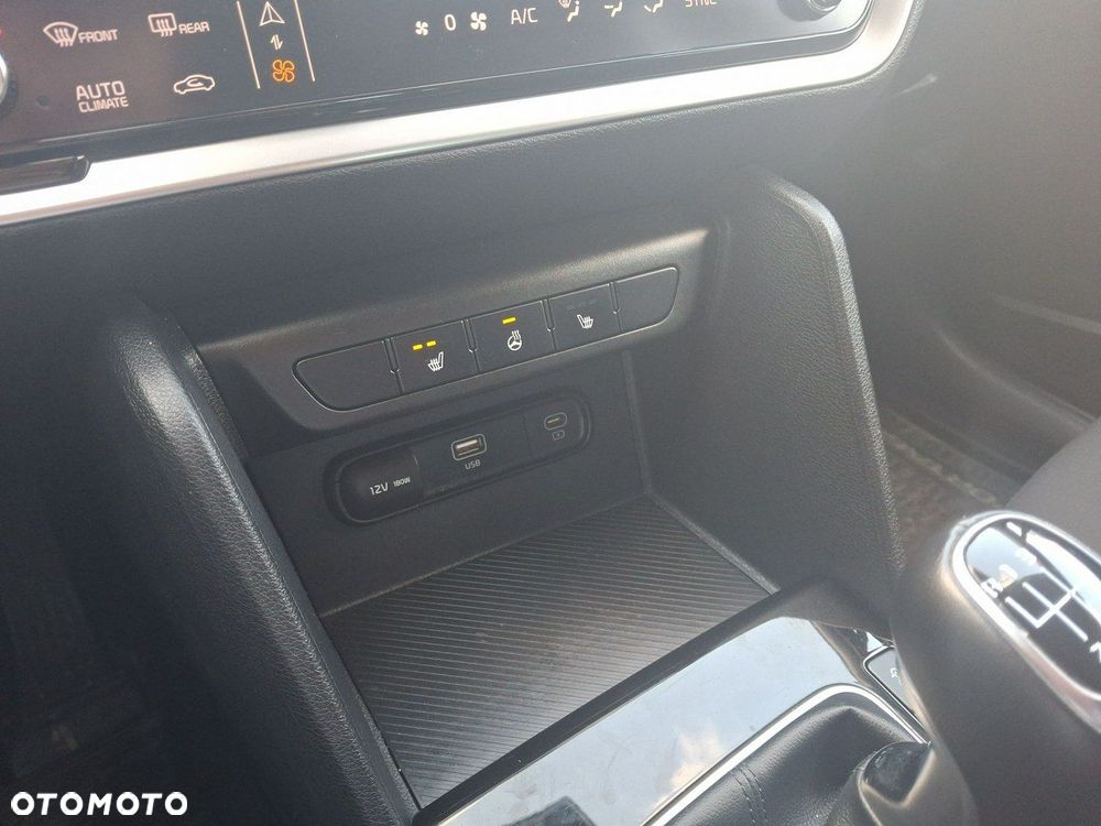 Kia Sportage 1.6 T-GDI L 2WD - 17