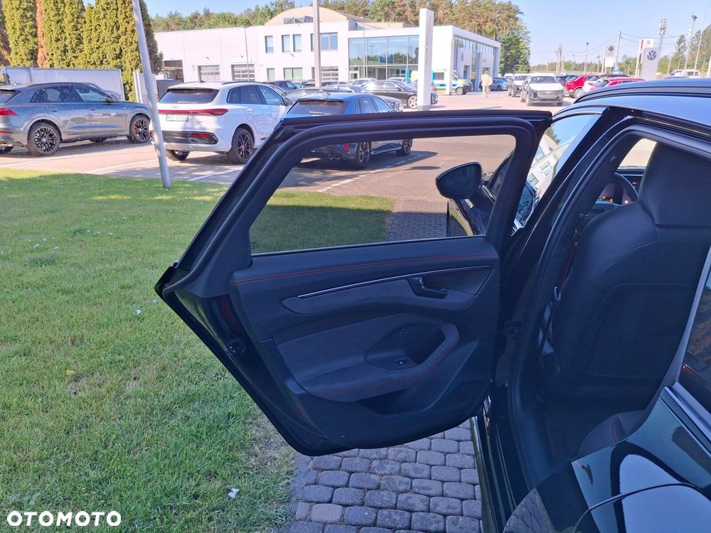 Audi A6 Avant - 22