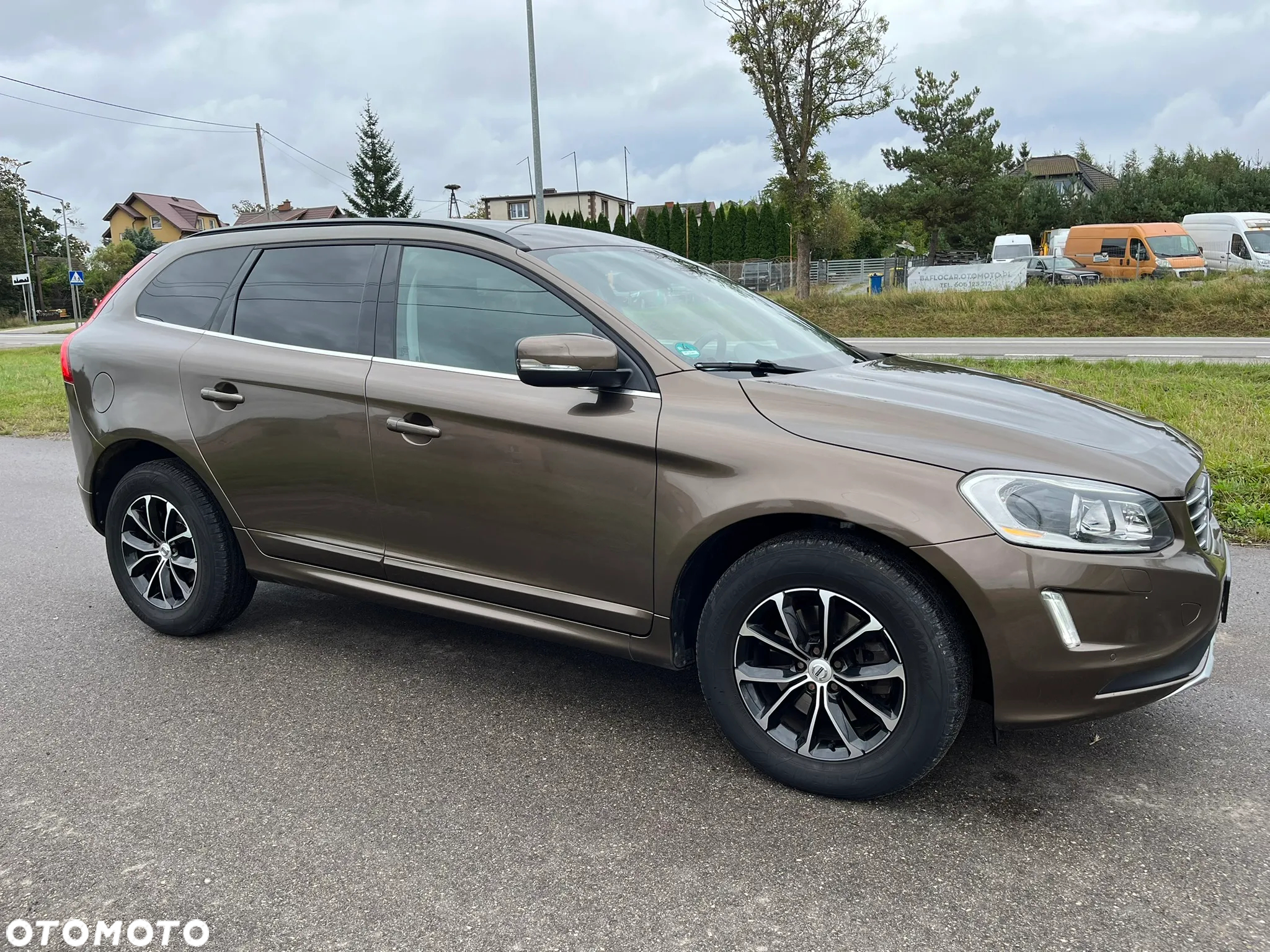 Volvo XC 60 D4 Drive-E Momentum - 5
