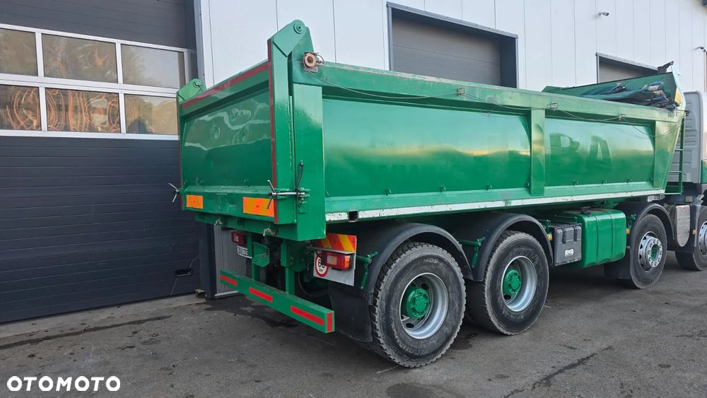 Volvo FM 420 8x4 - 2