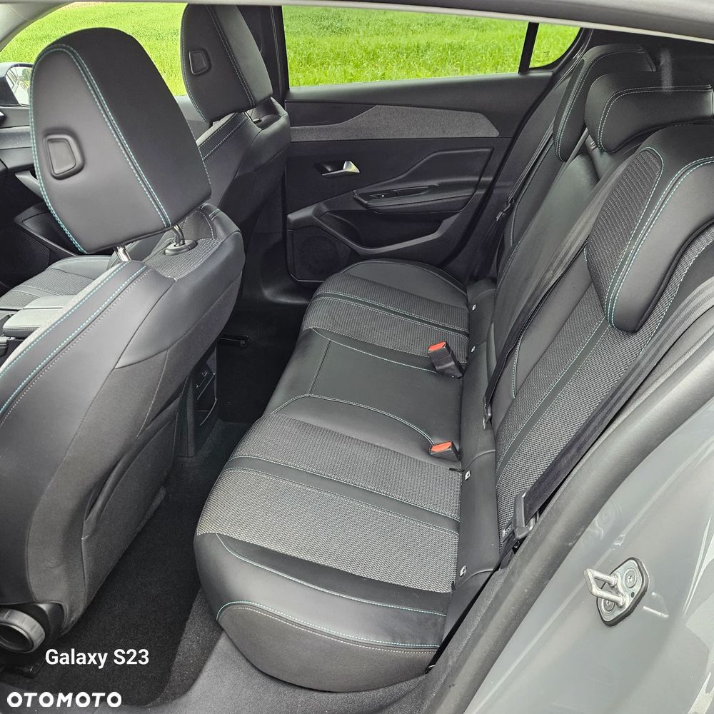 Peugeot 308 - 16
