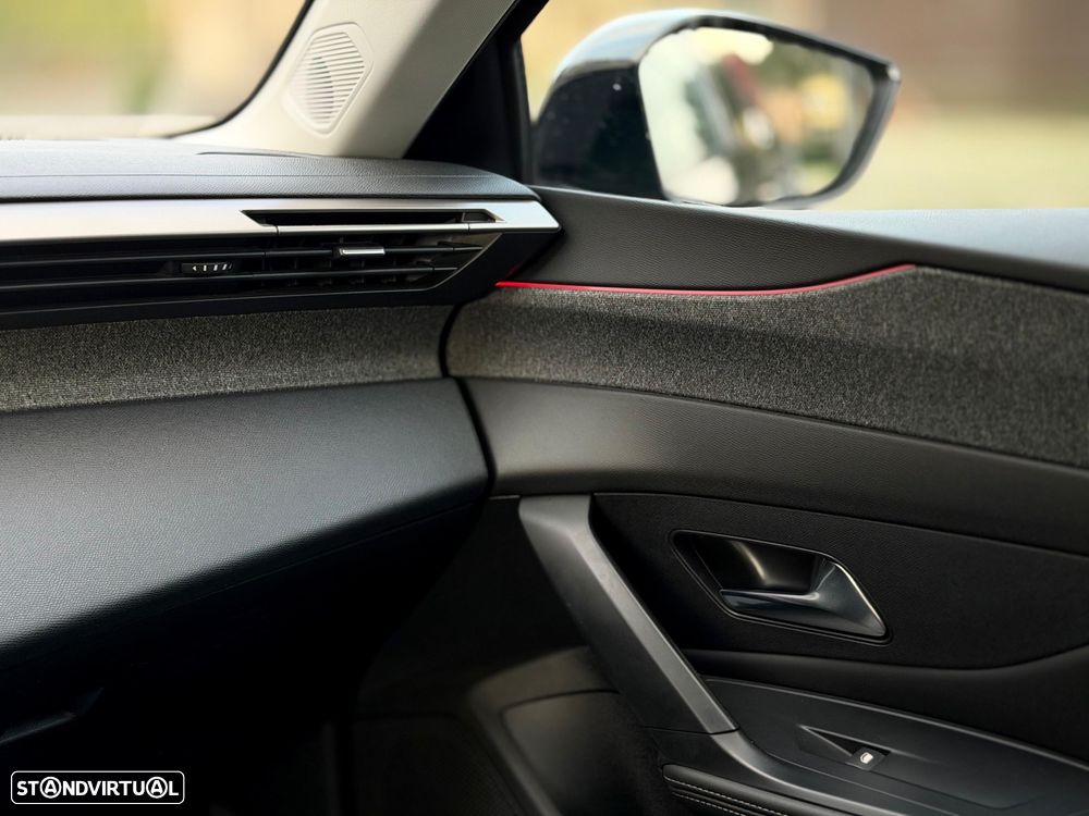 Peugeot 408 1.2 PureTech Allure Pack EAT8 - 21