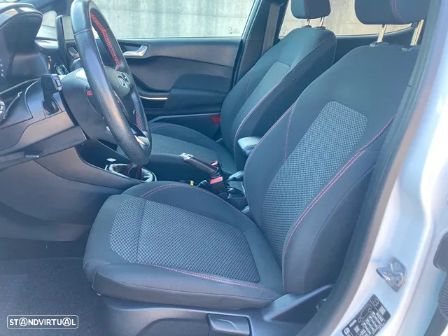 Ford Fiesta 1.0 EcoBoost Hybrid S&S ST-LINE - 26