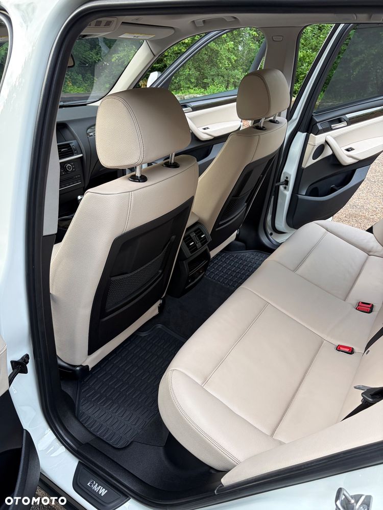 BMW X3 28i xDrive - 9
