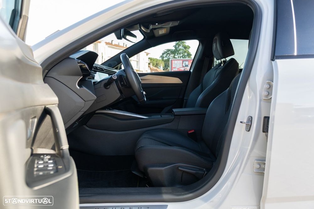 Peugeot 308 1.6 Hybrid GT e-EAT8 - 12