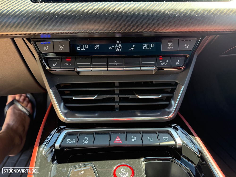 Audi e-tron GT quattro - 16