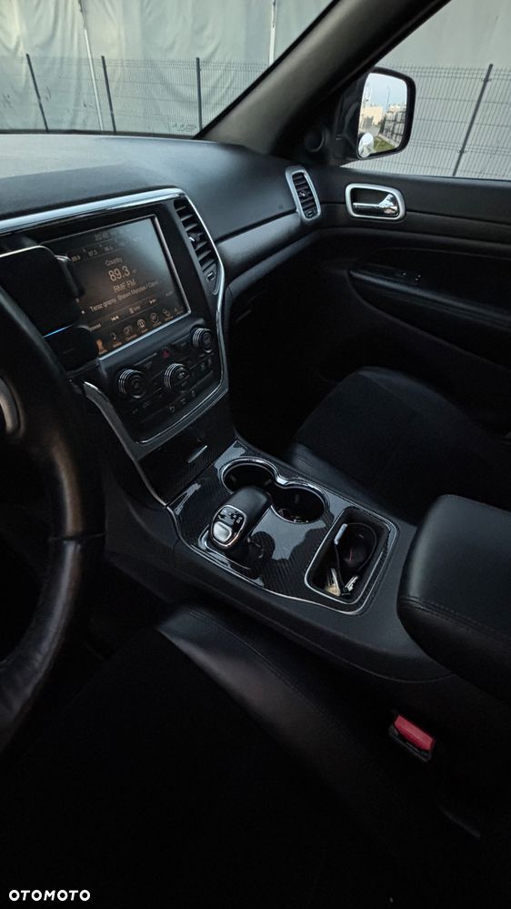 Jeep Grand Cherokee - 8