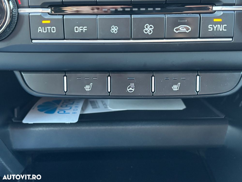 Kia Ceed 1.5 T-GDI 7DCT GT Line - 12
