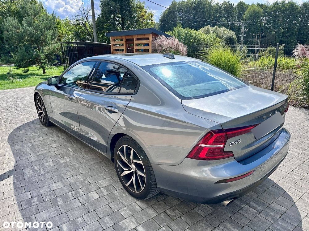 Volvo S60 T6 AWD Momentum Pro - 4