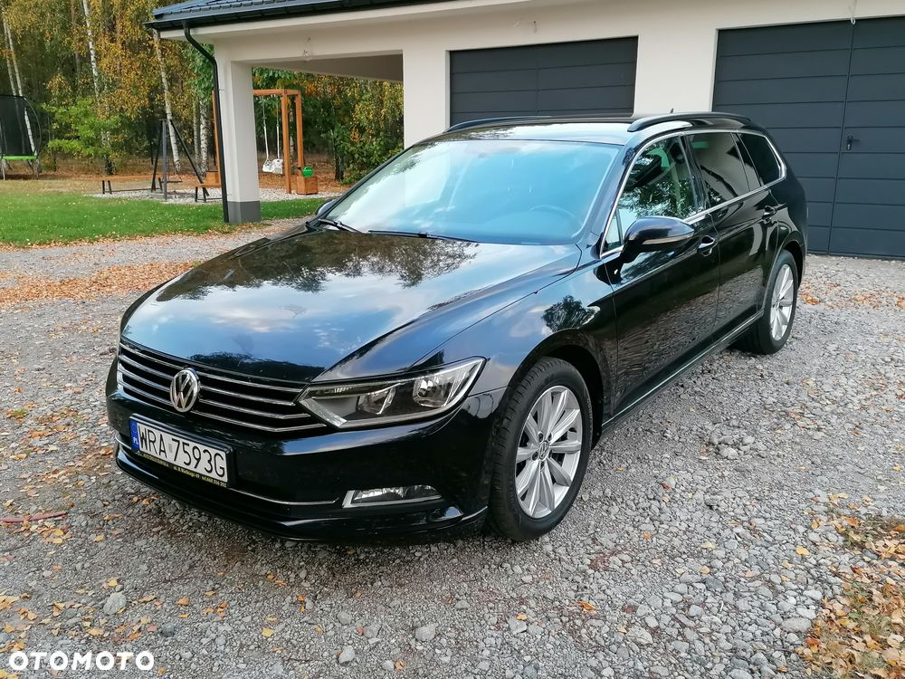 Volkswagen Passat - 1