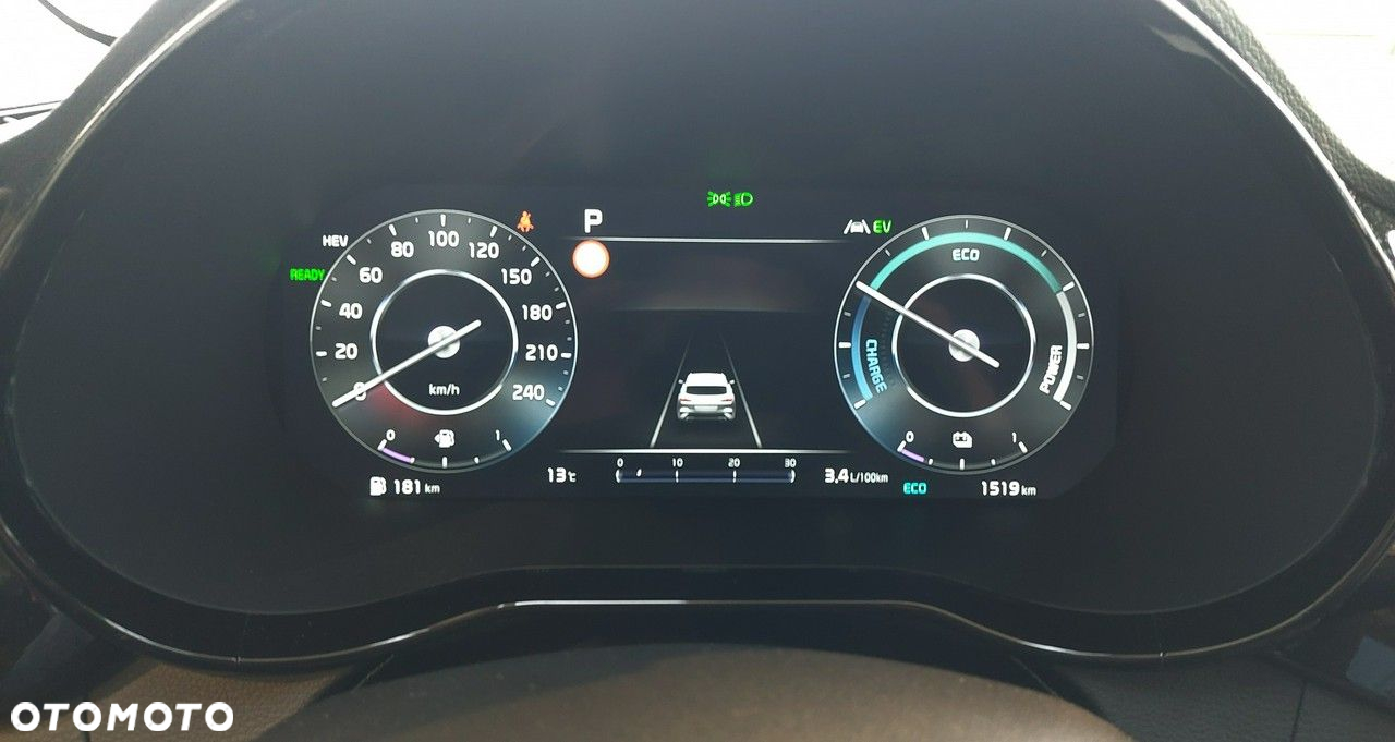 Kia XCeed - 15