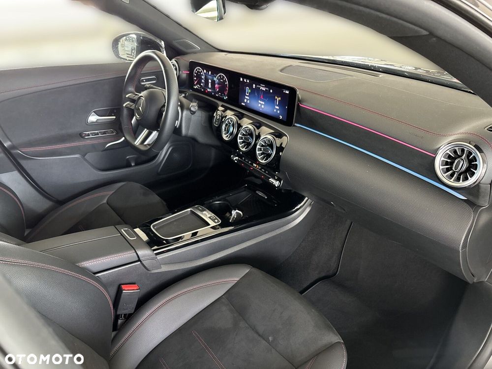 Mercedes-Benz CLA - 19