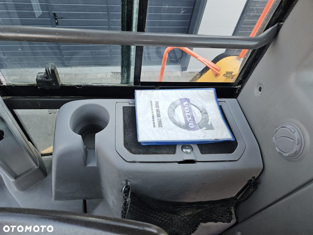 Volvo L260H 2018r - 11