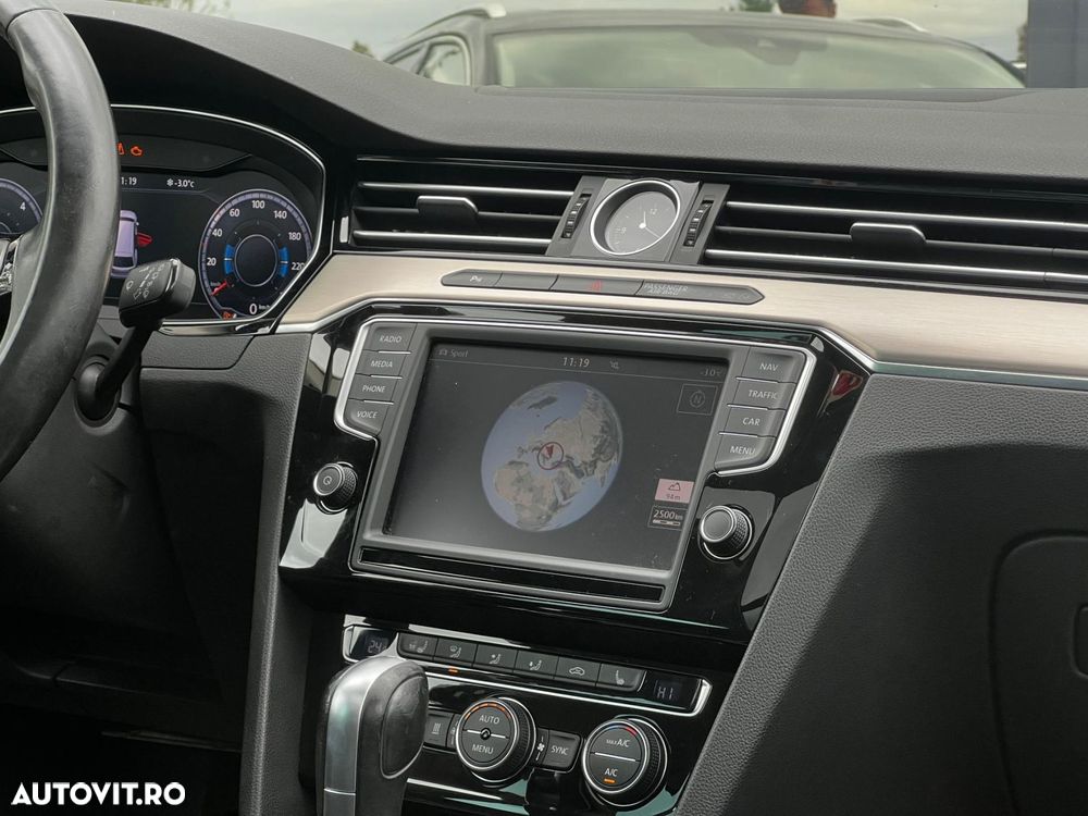 Volkswagen Passat - 6