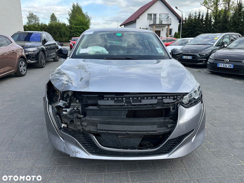 Peugeot 208 - 2