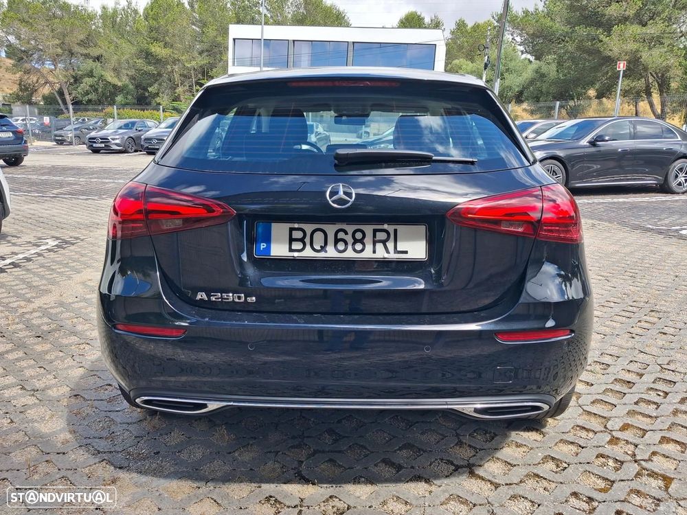 Mercedes-Benz A 250 e Progressive - 6