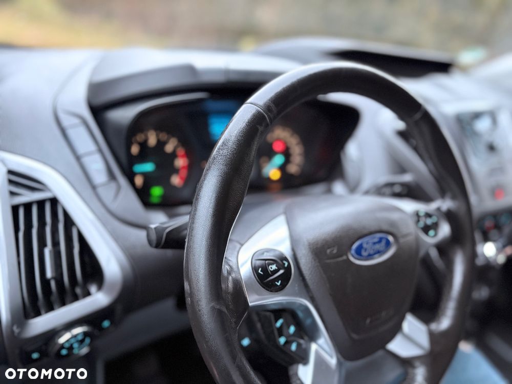 Ford Transit Custom - 13